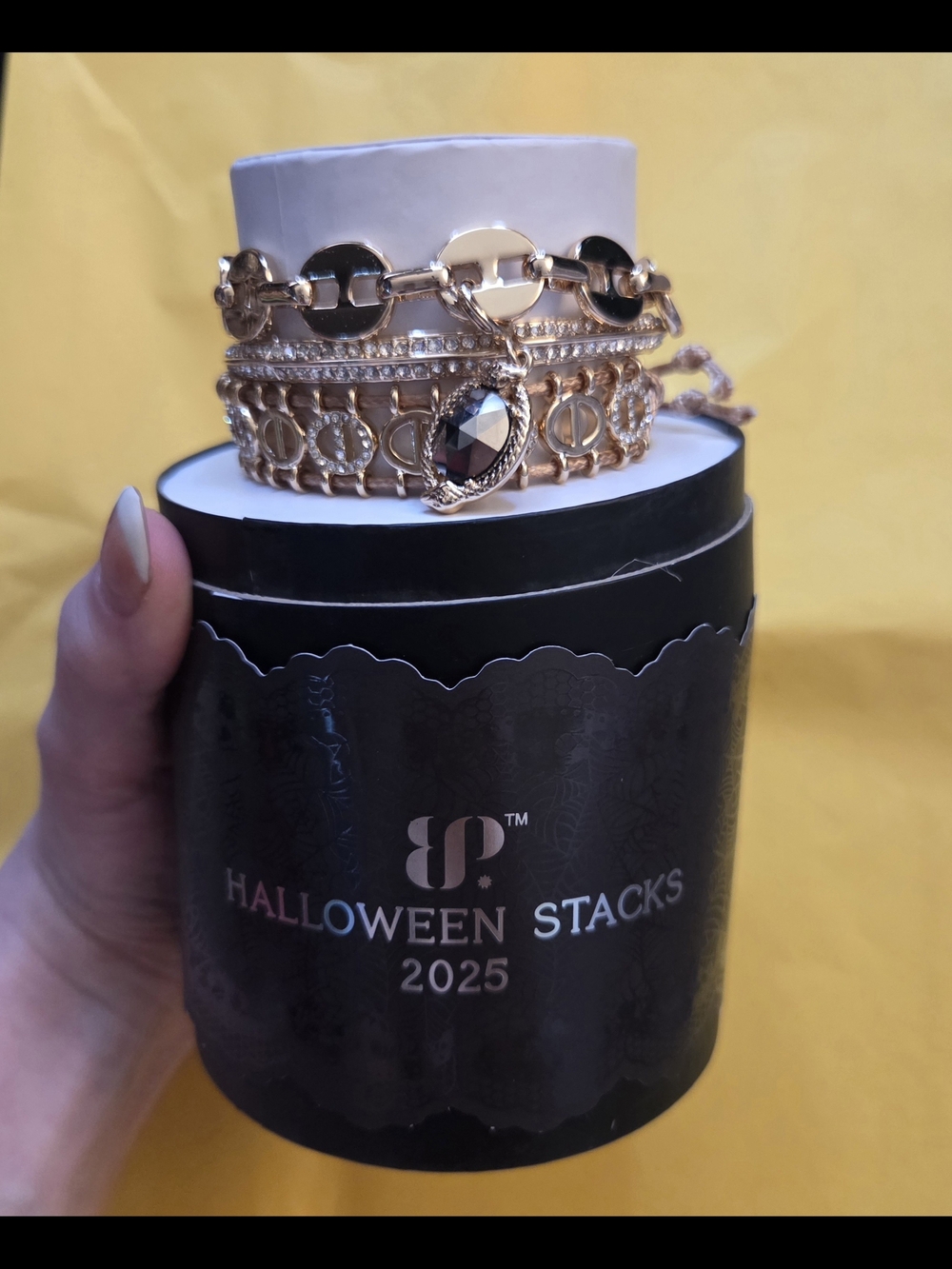 Bomb Party Halloween Stacks "Full Moon Formal" ST71303 Gold Plating